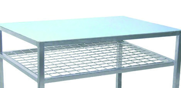 [01.11.0039] Etagères inférieures en inox (1400x650mm)