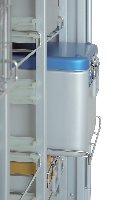 Etagère télescopique pour chariot armoire