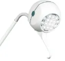Lampe LED très haute intensité sur pied roulant